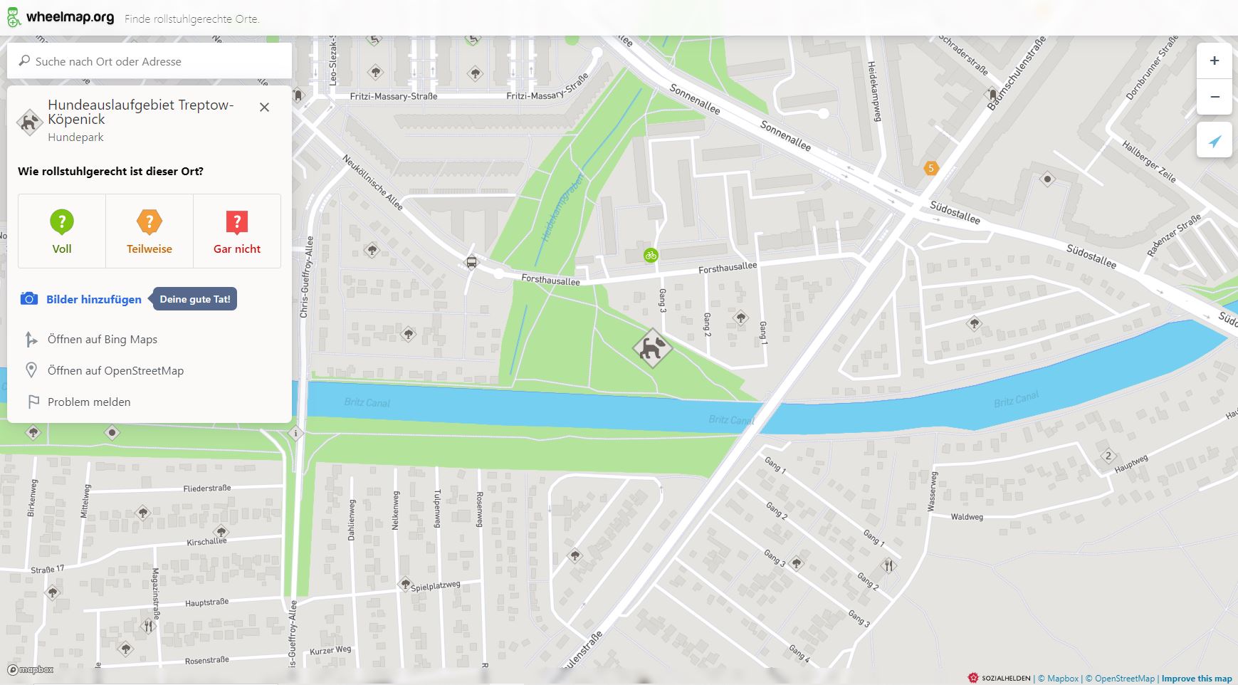 Anzeige der Wheelmap eines Ausschnits von Berlin mit grauen Orten für Hundewiese und Parks in der Umgebung.
